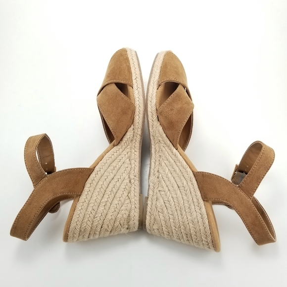 Hemp Wedge Heel Tan Suede Dress Barn Cate Size 9 - Picture 4 of 8